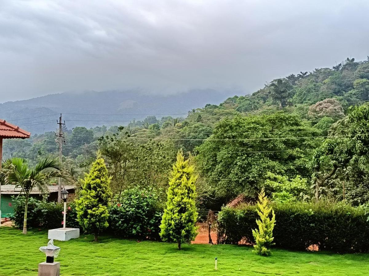 Hill Crest Resort - Coorg Madikeri Exterior foto