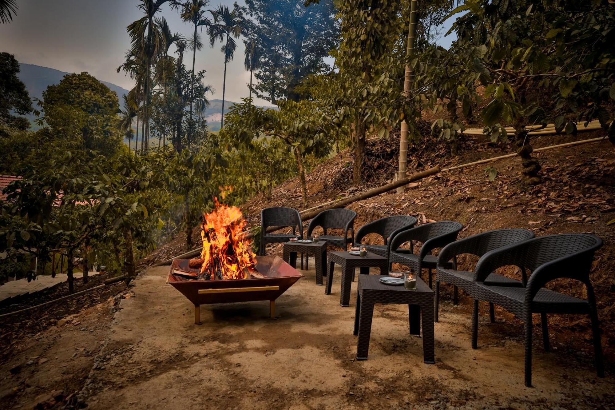 Hill Crest Resort - Coorg Madikeri Exterior foto