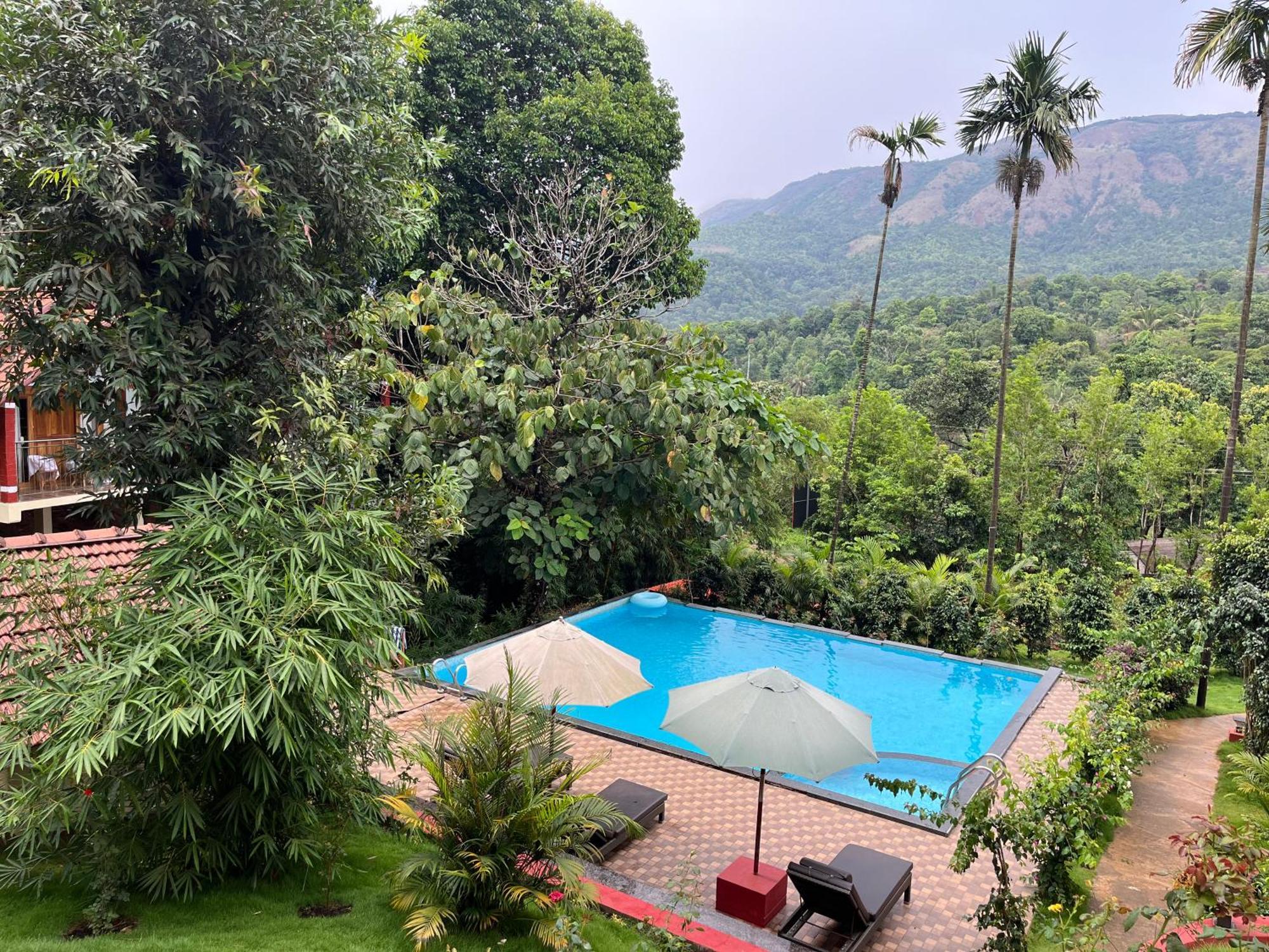 Hill Crest Resort - Coorg Madikeri Exterior foto