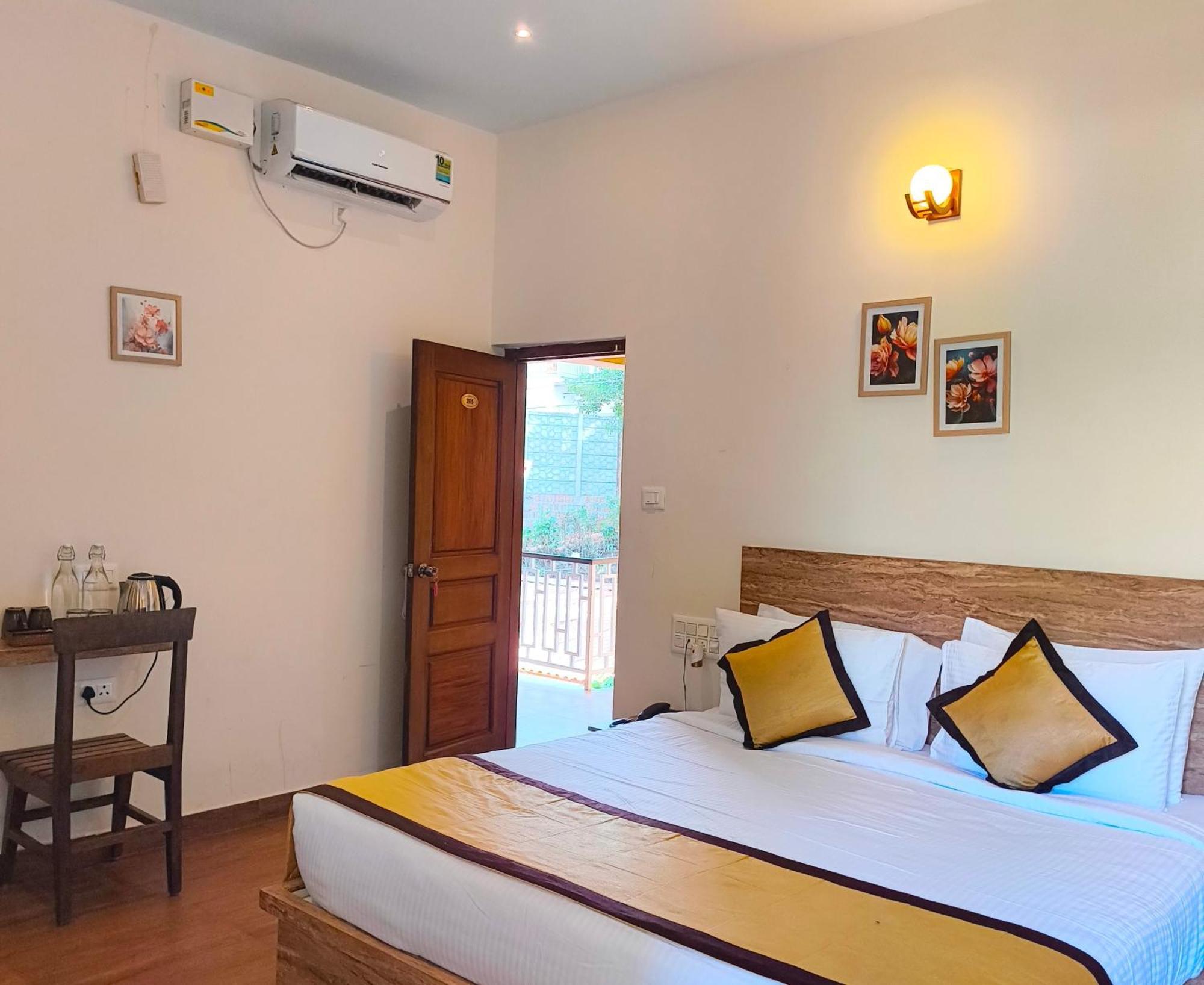 Hill Crest Resort - Coorg Madikeri Exterior foto